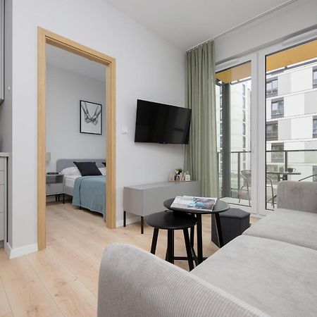 Stylish Apartments With Parking By Noclegi Renters وارسو المظهر الخارجي الصورة