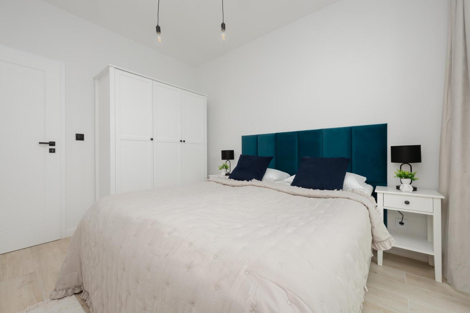 Stylish Apartments With Parking By Noclegi Renters وارسو المظهر الخارجي الصورة